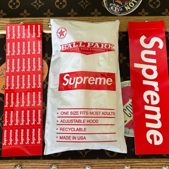 Supreme Ballpark Adult Rain Poncho - Picture 5 of 7